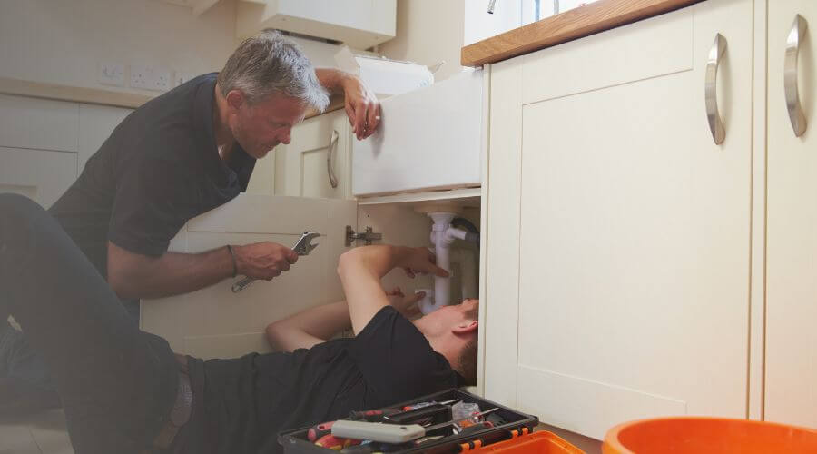 Professional burst pipe repair services in Pulaski, IA